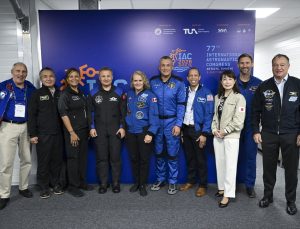 Astronotlar, 77. Uluslararası Uzay Kongresi’nde basın mensuplarıyla bir araya geldi