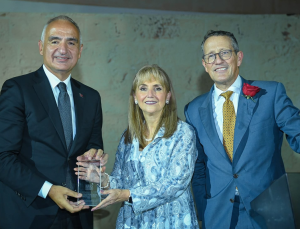 Bakan Ersoy, Malta’da WTTC Global Champion ödülünün Türkiye’ye verildiğini açıkladı