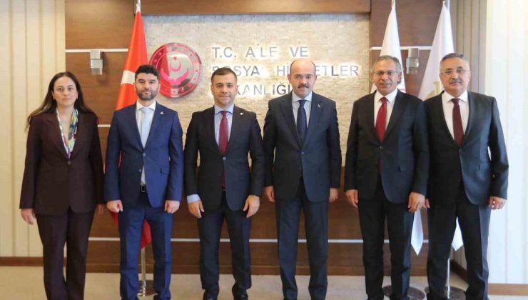 Bakan Göktaş, Masa Tenisi Federasyonu ile iş birliği protokolü imzalandığını duyurdu