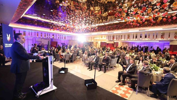 Bakan Kacır: ‘‘Küresel imalat sanayi katma değerindeki payımızı iki katına çıkardık”