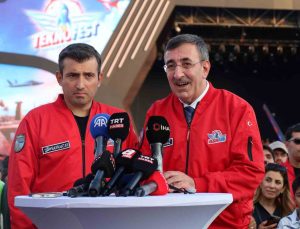 Bayraktar, TEKNOFEST Güneydoğu’da genç kuşağın dünyaya damga vuracağını söyledi