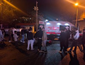 Bingöl Solhan’da motosiklet sürücüsü kamyonetle çarpıştı, yaralandı