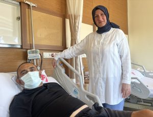 Çanakkale Gelibolu’da Nurdoğan Alyaz, eşinin böbreğiyle 8 günde sağlığına kavuştu