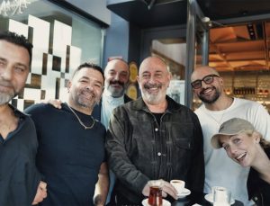 Cem Yılmaz’dan güldüren paylaşım: Kalp damar grubu 2. geleneksel yemeği