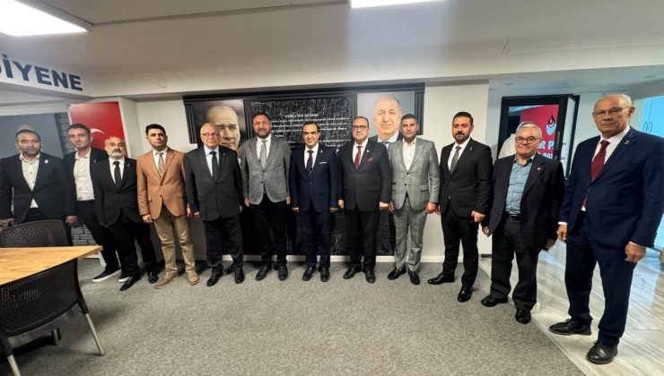 CHP İzmir İl Başkanı Gümrükçü, Zafer, Saadet ve TSİP ile ortak akıl buluşması yaptı