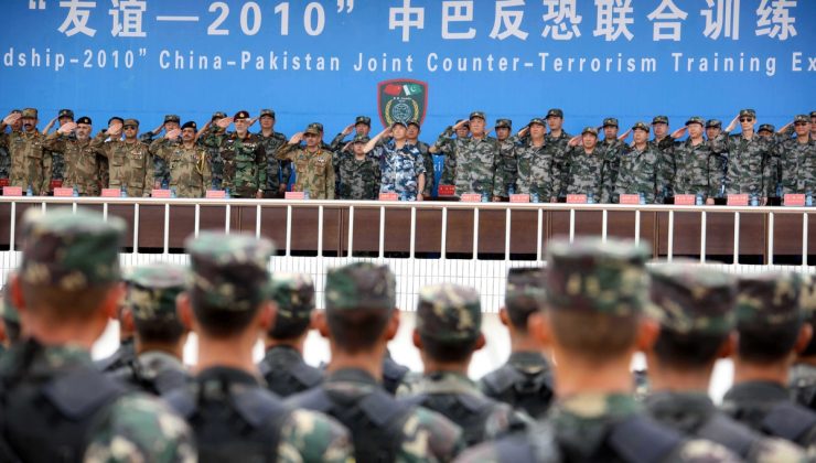 Çin ve Pakistan orduları ilk ortak eğitim tatbikatını Ekim’de Korla’da yapacak