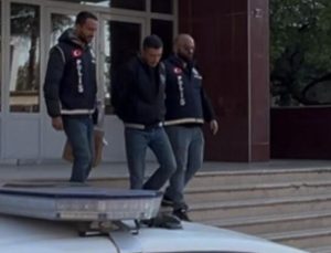 Dehşet! Eski eşinin evini ateşe verdi!