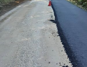 Demirköy’de Yeşilce-Hamdibey yolu için sıcak asfalt çalışması başlatıldı