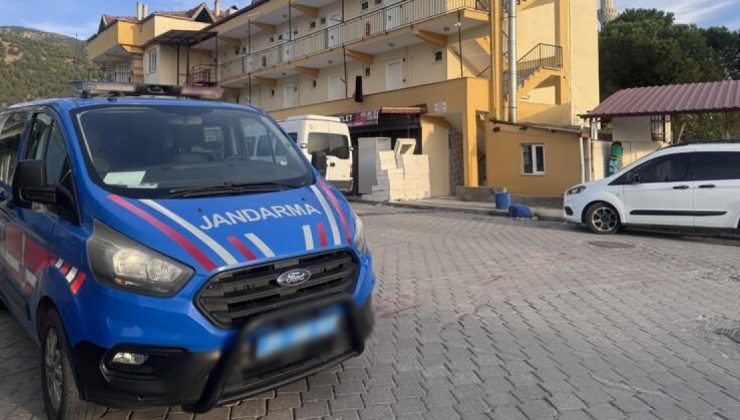 Denizli’de yaşlı çift pansiyonda ölü bulundu
