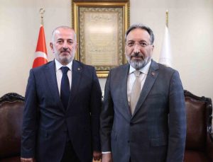 Diyanet İşleri Başkanı Arpaguş, Bilecik Müftüsü Dikmen ile kabul programında buluştu