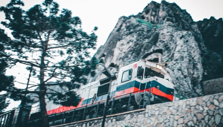 Doğu Ekspresi sefer tarihleri belli oldu! 2026-2027 Turistik Doğu Ekspresi biletleri ne zaman satışa çıkacak, bilet fiyatları ne kadar?
