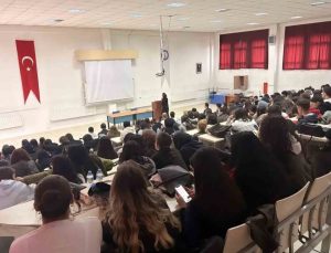 DPÜ Hisarcık MYO’da öğrencilere bağımlılıkla mücadele konusunda eğitim verildi