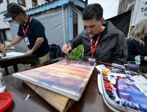 Düzce’de 2. Uluslararası Suluboya Festivali 16 ülkeden 81 ressamla başladı