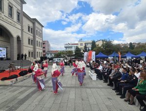 Eceabat’ta zeytinyağı festivali düzenlendi, zeytin alanı 19 bin 228 dekara çıktı