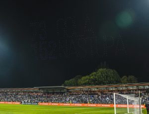 Edin Dzeko, 152 kez giydiği Bosna Hersek formasına veda etti