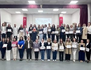 Edirne’de Yeşil STEM Çalıştayı’nda 30 öğretmen Meriç kıyısında su kalitesi ölçtü