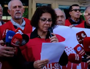 Eskişehir’de emekliler SGK önünde seyyanen zam talebiyle eylem yaptı