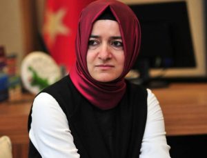 Fatma Betül Sayan Kaya’ya bir darbe de ünlü oyuncudan