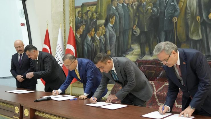 Gaziantep’te 65 bin öğrenciye ayakkabı desteği