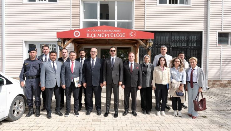 Gülnar’da kurum müdürleri kamu yatırımları ve projeleri görüşmek için toplandı