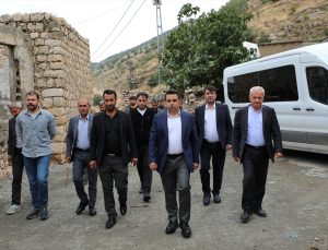 Hasankeyf Kaymakamı Böyük, KÖYDES çalışmalarını köylerde inceledi