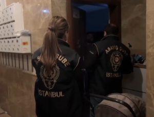 İstanbul merkezli 10 ilde sosyal medya operasyonunda 10 şüpheli gözaltına alındı