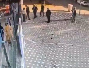 İzmir’de ilkokul önünde bekçiye saldırdı, biber gazıyla müdahale edildi