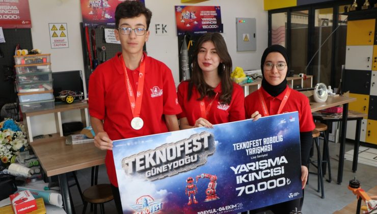 Kayseri’de liseliler 3D yazıcıyla yaptıkları robotla TEKNOFEST’te Türkiye ikincisi oldu