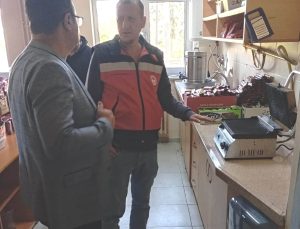Kütahya Çavdarhisar’da okul kantinleri hijyen ve gıda güvenilirliği için denetlendi