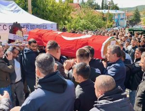 Manisa Soma’daki maden göçüğünde ölen İsa Olcay, Kütahya Gediz’de toprağa verildi