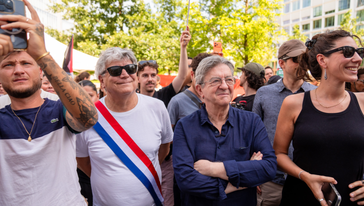 Melenchon, Fransa’da lise eylemlerine polis müdahalesine ‘kontrolden çıktı’ dedi