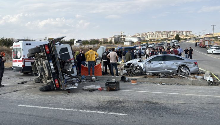 MHP konvoyunda kaza: 1 can kaybı ve 4 yaralı var