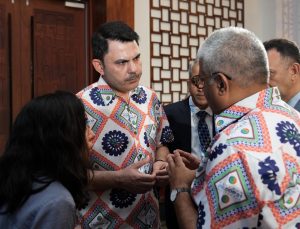 Murat Kurum, Fiji’de Hindistanlı mevkidaşı Yadav ile COP31 önceliklerini ele aldı