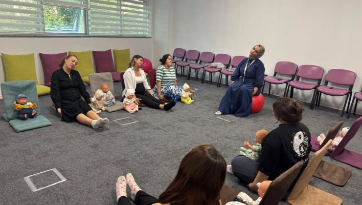 Nazilli’deki Gebe Okulu’nda anne adaylarına gebelik ve doğum eğitimi veriliyor