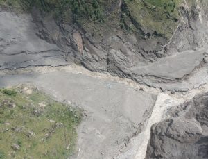 Nepal’de Himlung Himal çığında 15 yerel rehberin cenazesi bulundu