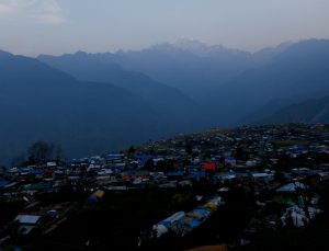 Nepal’in Gorkha bölgesinde ani selde en az 40 ev ve iki asma köprü yıkıldı