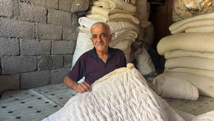 Osmaniye’de 54 yıldır yorgan diken Doğanay, gençlerin bu işi beğenmediğini söyledi