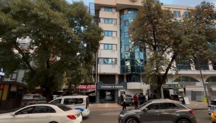Otelin 6’ncı katından otomobilin üzerine düşen kadın ağır yaralandı