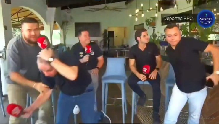 Panama’da gazetecilerin depreme yakalandığı anlar kamerada