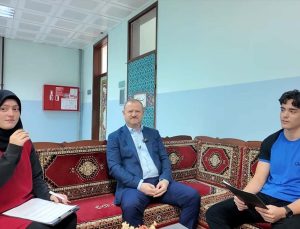 RTÜK Başkanı Daniş, Çanakkale’de öğrencilerin sorularını cevapladı