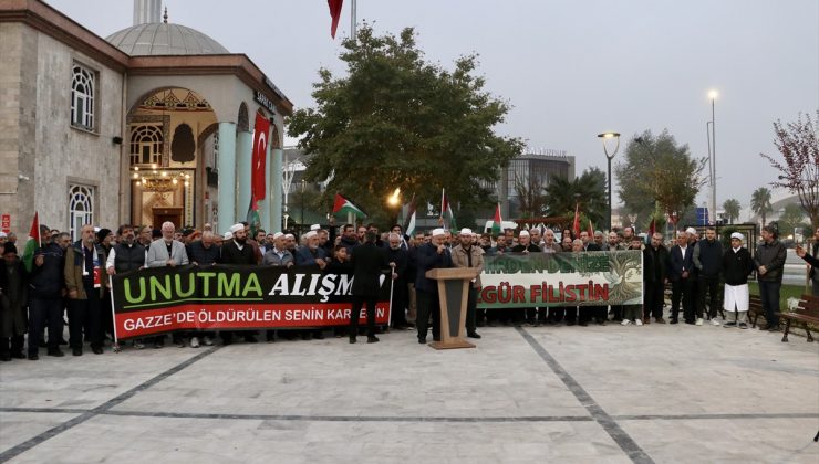 Sakarya’da Filistin ve Gazze için toplanan grup boykot çağrısı yaptı
