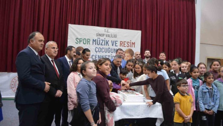 Sinop’ta yaklaşık bin 500 çocuğa ulaşan spor, müzik ve sanat çalışmaları değerlendirildi
