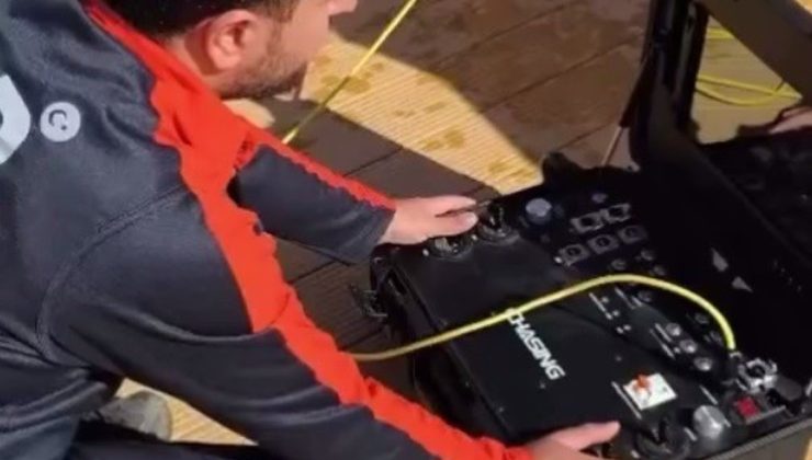 Şırnak AFAD, yeni nesil su altı dronunu arama-kurtarma için havuzda test etti