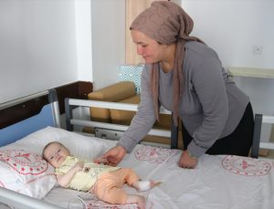 Şırnaklı bebeğin kalbindeki yumurta büyüklüğünde tümör Diyarbakır’da alındı