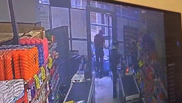 Şişli’de kontrolden çıkan otomobil marketten çıkan müşteriyi yaraladı