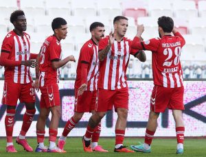 Sivasspor, Pendikspor’a acımadı