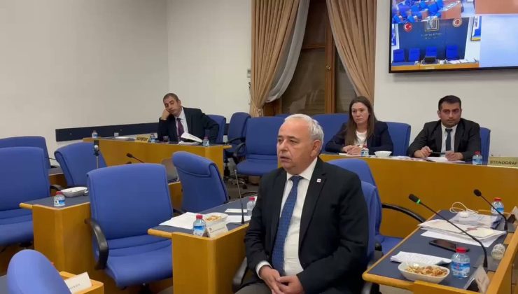 TBMM Genel Kurulu yeter sayı bulunamayınca kapatıldı, YENİ Partililer tepki gösterdi