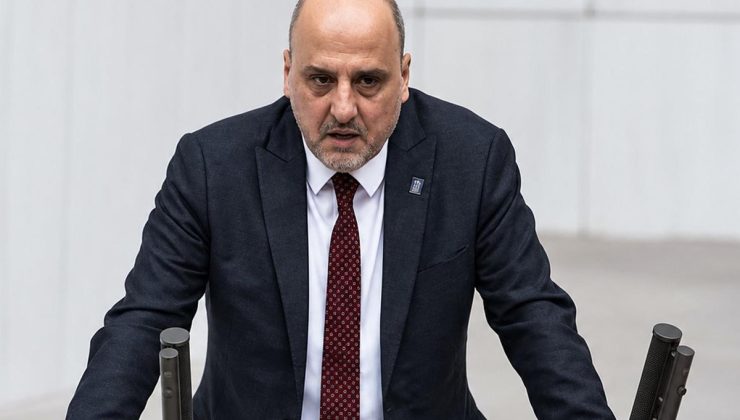TİP Milletvekili Ahmet Şık Eskişehir’de hastaneye kaldırıldı, anjiyo oldu