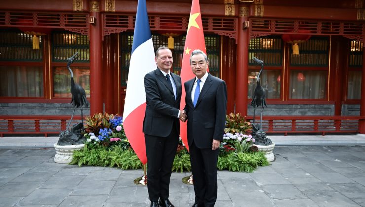 Wang Yi, Datong’da Bonne ile Çin-Fransa Stratejik Diyaloğu’nun 28. Toplantısı’nı yaptı