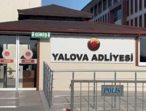 Yalova Adliyesi’nde iki personel zimmet suçundan tutuklanarak cezaevine gönderildi
